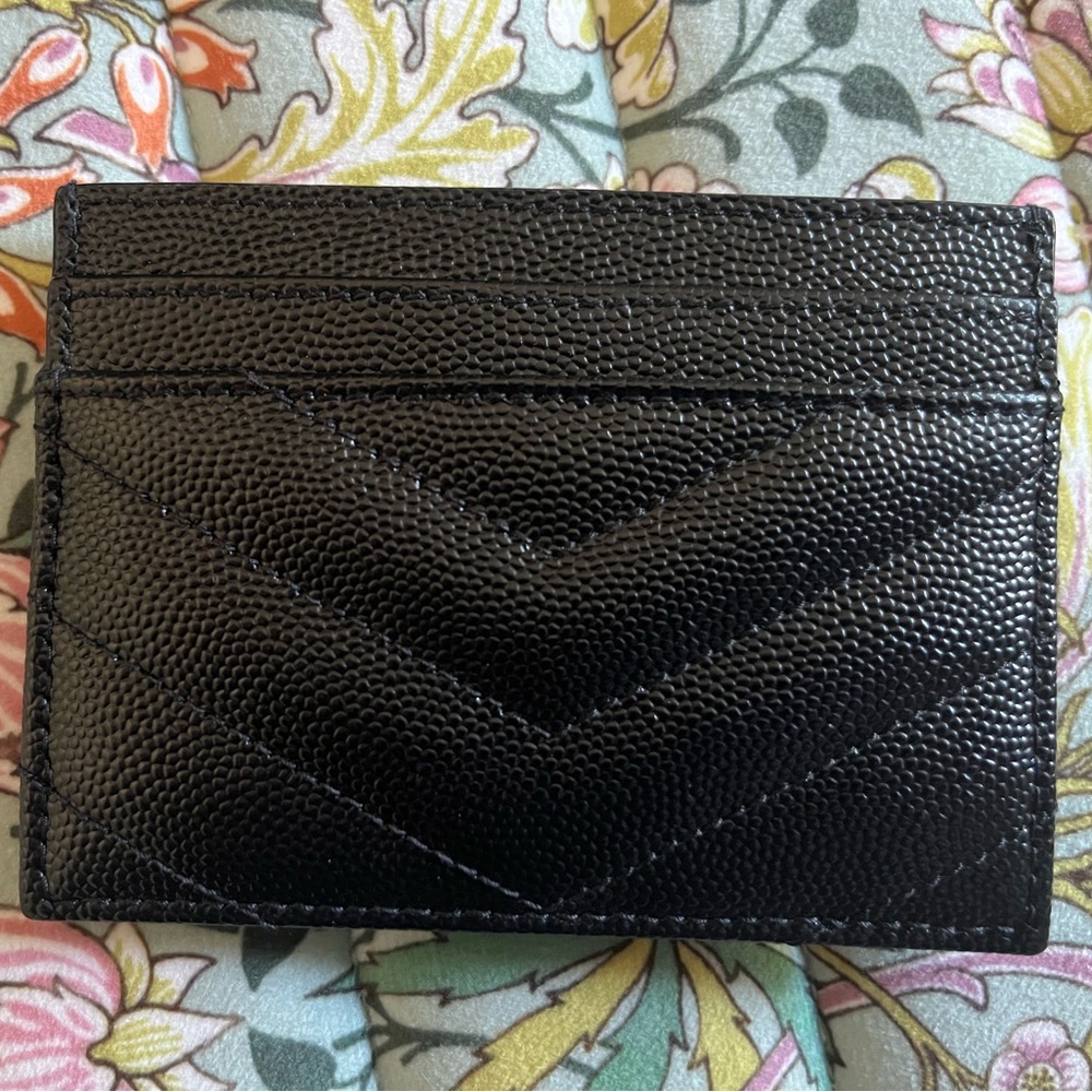 Saint Laurent Quilted Black Card Holder - Picture 6 of 13